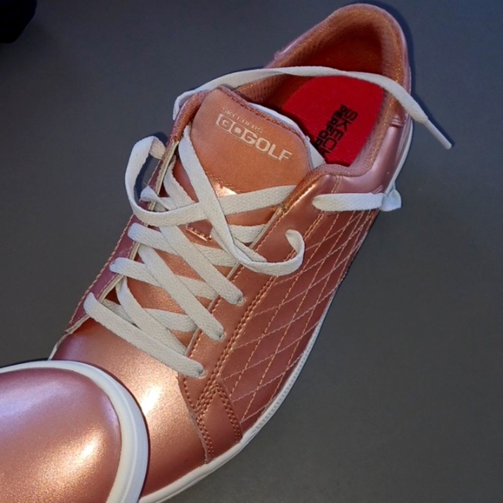 Brand new  waterproof sketchers golf shoes